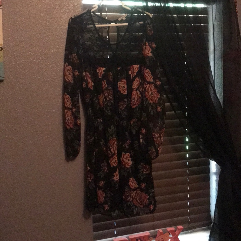 Charlotte Russe cute floral dress